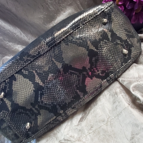 LEATHER CYNTHIA ROWLEY PURSE - Picture 5 of 10